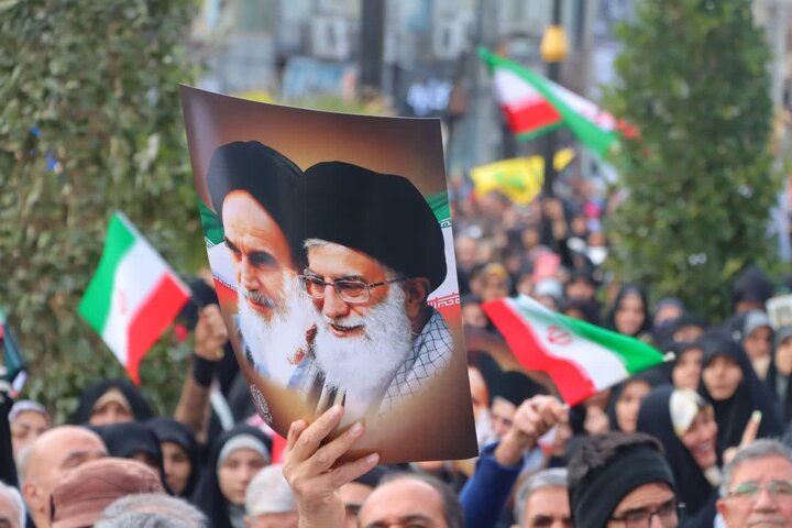 تصاویر/ خروش مردم اسلامشهر در حمایت از جمهوری اسلامی ایران