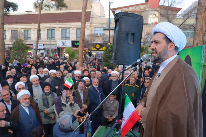 تصاویر/ خروش مردم اسلامشهر در حمایت از جمهوری اسلامی ایران