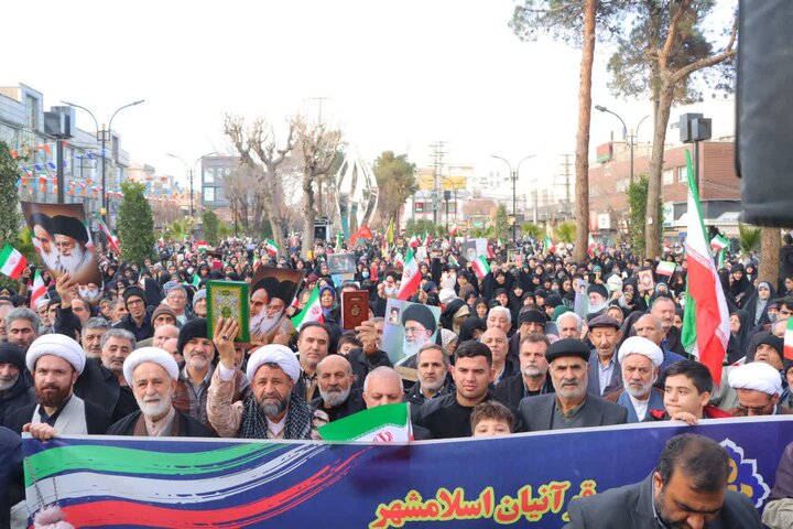 تصاویر/ خروش مردم اسلامشهر در حمایت از جمهوری اسلامی ایران