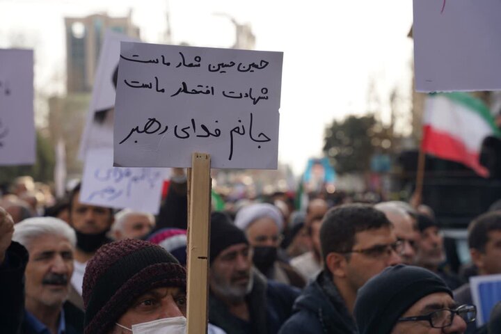 تصاویر/ تجمع مردم ساوجبلاغ در حمایت از جمهوری اسلامی ایران