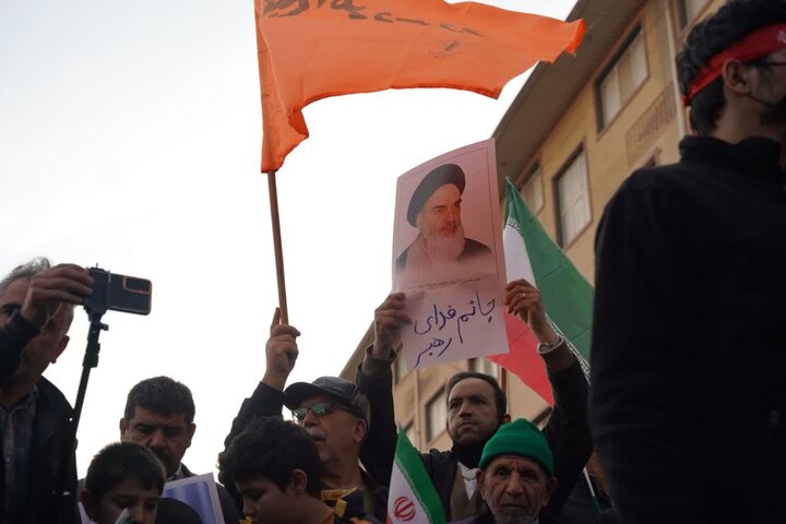 تصاویر/ تجمع مردم ساوجبلاغ در حمایت از جمهوری اسلامی ایران