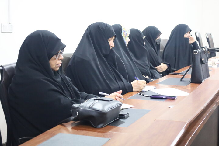 تصاویر/ نشست بصیرت افزایی ائمه جماعات شهر بندرعباس