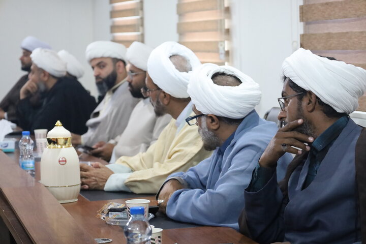 تصاویر/ نشست بصیرت افزایی ائمه جماعات شهر بندرعباس