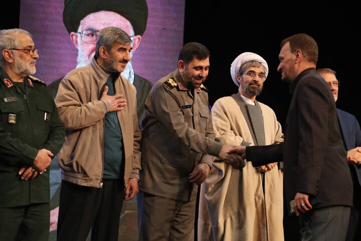 تصاویر/ آیین اختتامیه کنگره بین‌المللی شعر ۱۱ هزار شهید اصناف بازار