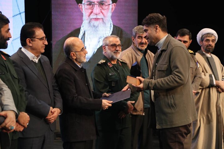 تصاویر/ آیین اختتامیه کنگره بین‌المللی شعر ۱۱ هزار شهید اصناف بازار