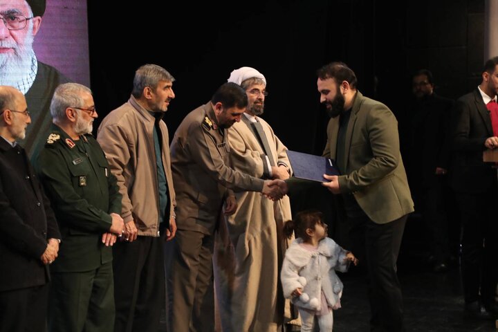 تصاویر/ آیین اختتامیه کنگره بین‌المللی شعر ۱۱ هزار شهید اصناف بازار