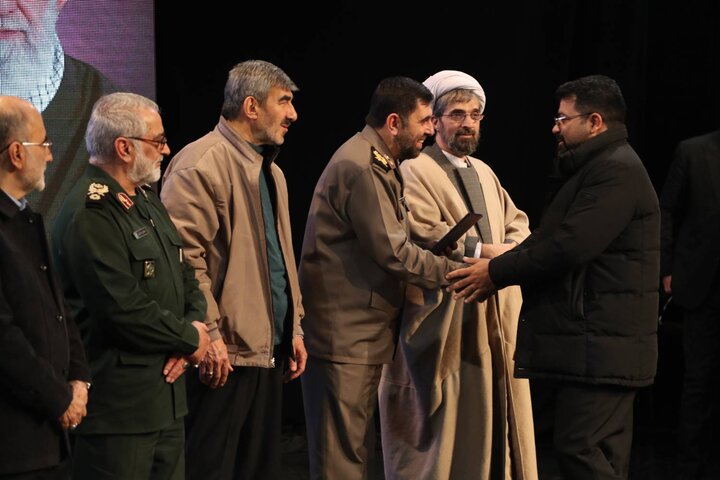 تصاویر/ آیین اختتامیه کنگره بین‌المللی شعر ۱۱ هزار شهید اصناف بازار