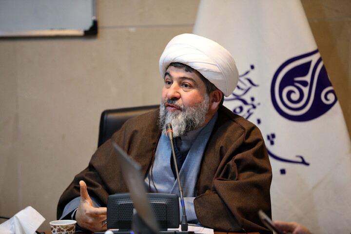 تصاویر/سلسله نشست های هم اندیشی عرصه رثا و دعا - تبیین بیانات مقام معظم رهبری (مدظلله العالی) در موضوع مداحی و مرثیه خوانی