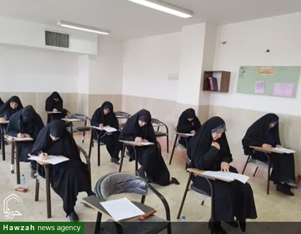 جذب استاد در حوزه علمیه خواهران لرستان