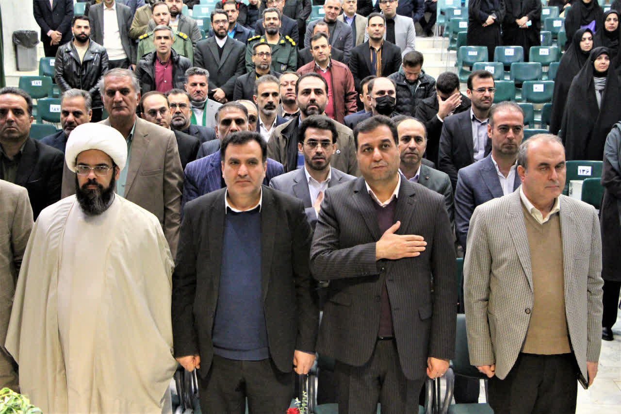 محمدرضا حکیمیان مدیرآموزش و پرورش شهرستان کاشان شد+عکس