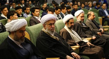 استاندارد جهانی کیفیت آموزشی در دانشگاه بین‌المللی اهل‌بیت(ع) نهادینه شد