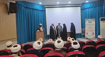 برگزاری مراسم تکریم از ۹۳نفر از مبلّغین و مبلّغات فعال فاطمیه در کاشمر