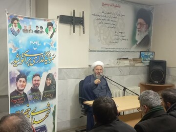 دشمن می‌خواهد دختران ما آزادی نامشروع و اسباب دست بیگانه باشند+تصاویر