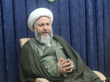 کسی که به حریم دیگران تجاوز می کند مطالبه گر نیست