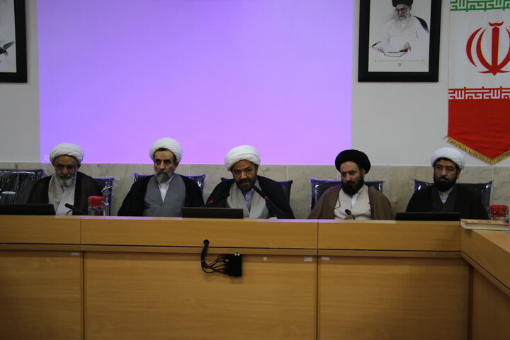 تصاویر |نشست مدیران مدارس علمیه استان اصفهان