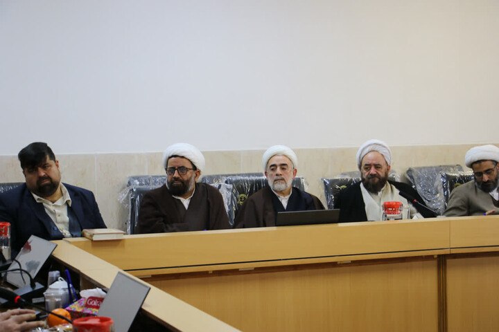 تصاویر |نشست مدیران مدارس علمیه استان اصفهان