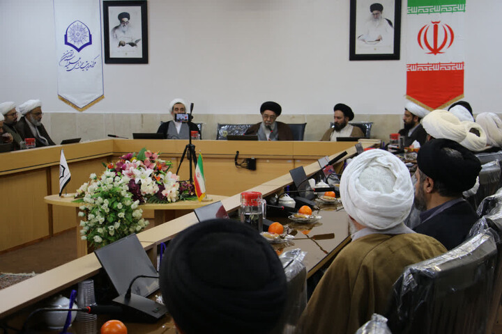 تصاویر |نشست مدیران مدارس علمیه استان اصفهان