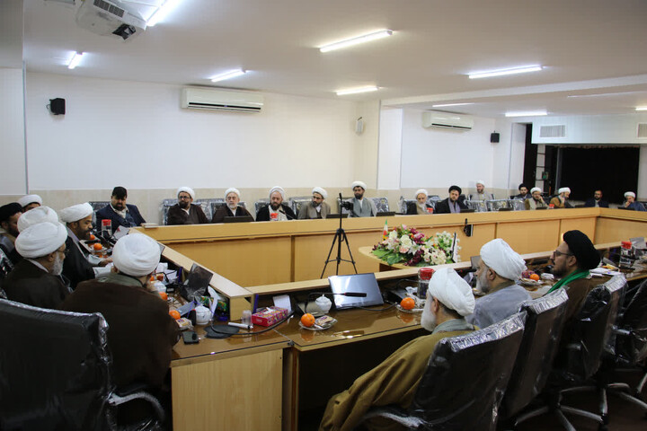 تصاویر |نشست مدیران مدارس علمیه استان اصفهان