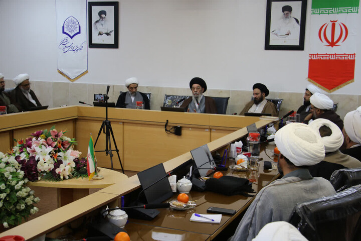 تصاویر |نشست مدیران مدارس علمیه استان اصفهان