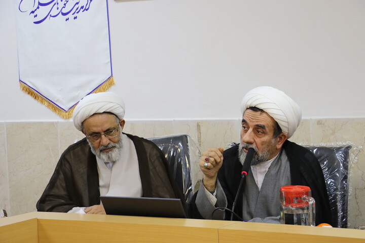 تصاویر |نشست مدیران مدارس علمیه استان اصفهان