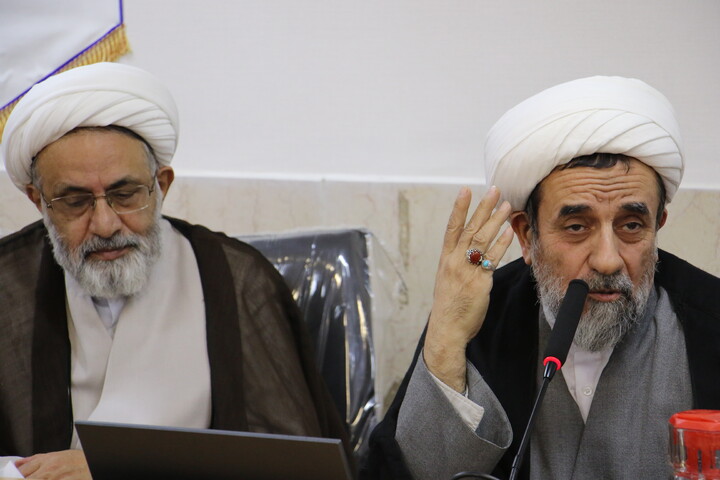 تصاویر |نشست مدیران مدارس علمیه استان اصفهان