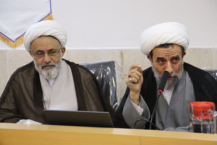 تصاویر |نشست مدیران مدارس علمیه استان اصفهان