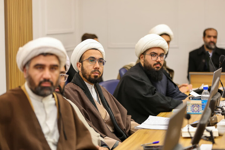 تصاویر | حضور نماینده ولی فقیه در استان آذربایجان شرقی در دوره دانش افزایی طرح "ولایت فقیه"  اساتید حوزه علمیه استان