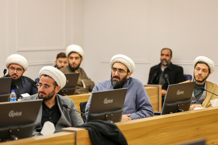 تصاویر | حضور نماینده ولی فقیه در استان آذربایجان شرقی در دوره دانش افزایی طرح "ولایت فقیه"  اساتید حوزه علمیه استان