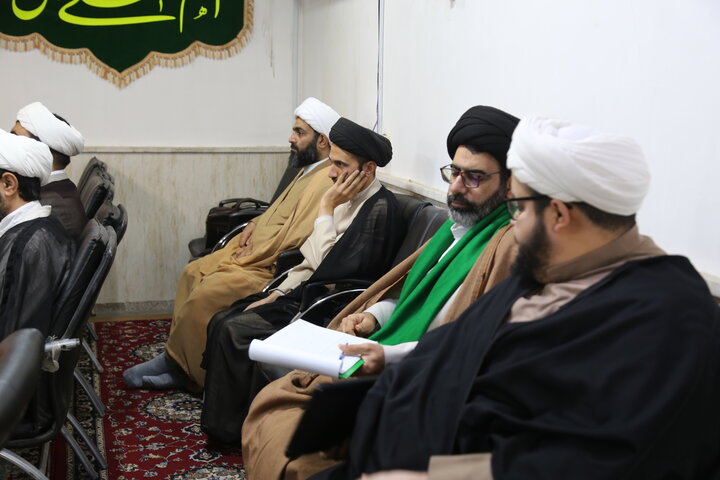 تصاویر/ اجلاسیه اساتید راهنما و معاونین پژوهش مدارس علمیه خوزستان برگزار شد