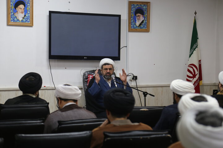 تصاویر/ اجلاسیه اساتید راهنما و معاونین پژوهش مدارس علمیه خوزستان برگزار شد