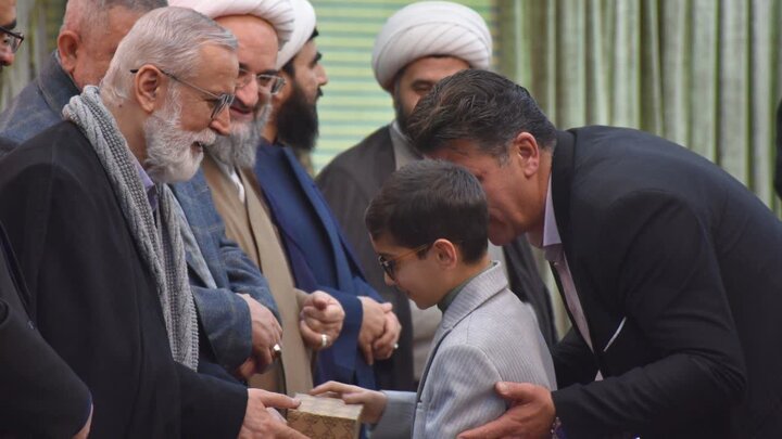 تصاویر/ همایش خانوادگی مداحان دماوند