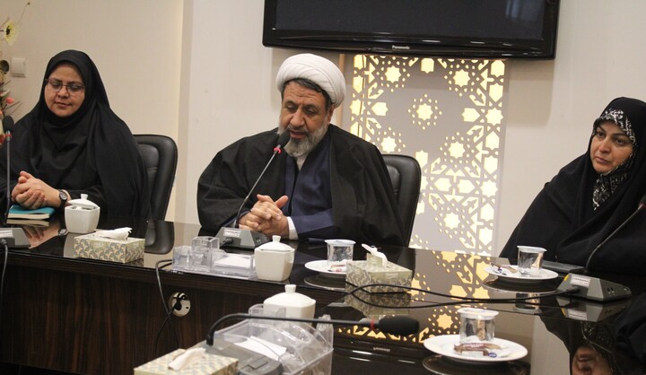 تصاویر/ جلسه درس اخلاق نماینده ولی فقیه در استان کرمان با بانوان