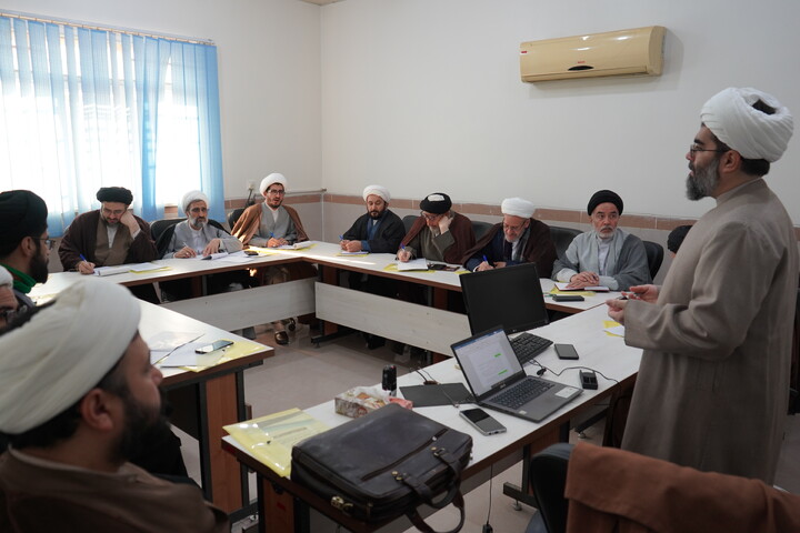 کارگاه های تخصصی ویژه پاسخگویان احکام شرعی ویژه مراکز پاسخگویی دفاتر نماینده ولی فقیه استان های کشور