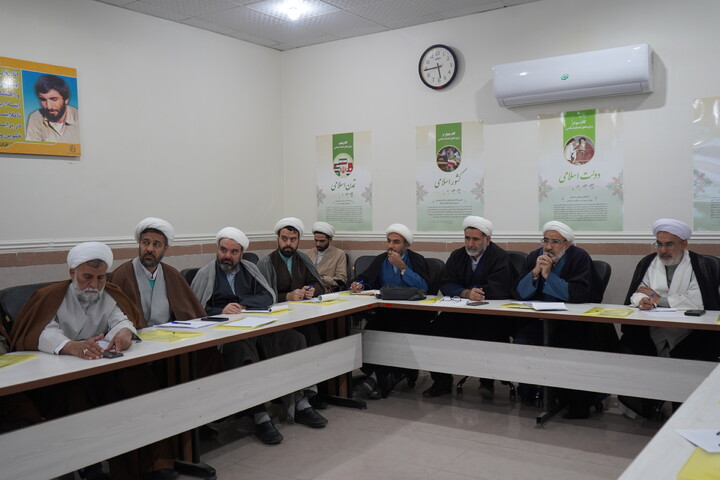 کارگاه های تخصصی ویژه پاسخگویان احکام شرعی ویژه مراکز پاسخگویی دفاتر نماینده ولی فقیه استان های کشور