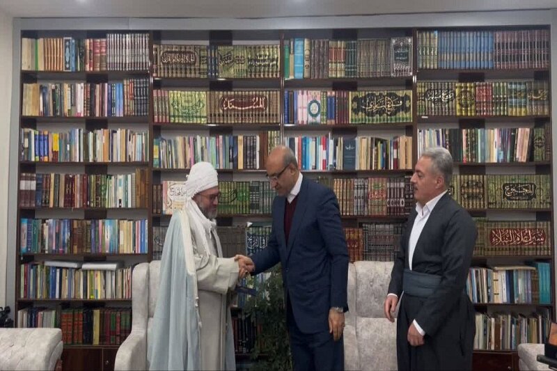 استاندار کرمانشاه از تلاش‌های ائمه جمعه در حفظ آرامش تقدیر کرد+ تصاویر