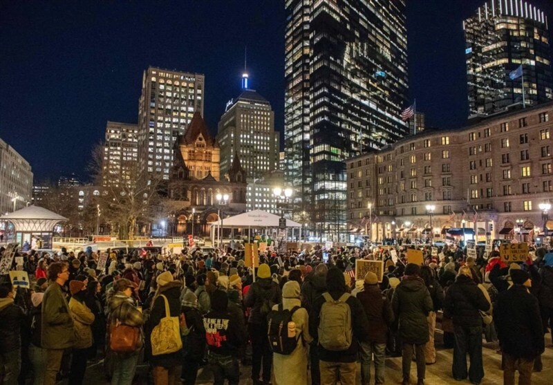 अमेरिका के कई शहरों में ट्रंप के खिलाफ विरोध प्रदर्शन