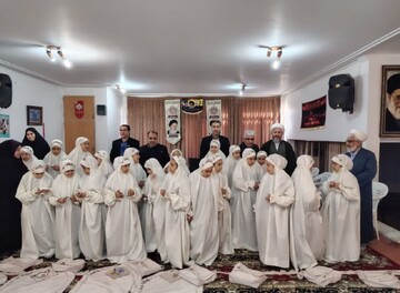 تصاویر/ نشست تبیینی امام جمعه آران و بیدگل با خبرنگاران و شرکت در جشن عبادت دانش‌آموزان