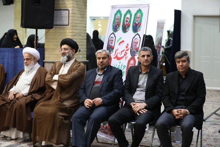 تصاویر / مراسم گرامیداشت شهید مدافع امنیت "حجت‌الاسلام عبدالله محمددوست در شهرستان آبیک