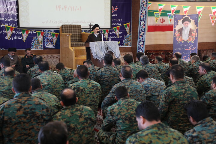 تصاویر/تقدیر نماینده ولی فقیه در آذربایجان غربی از یگان ویژه انتظامی