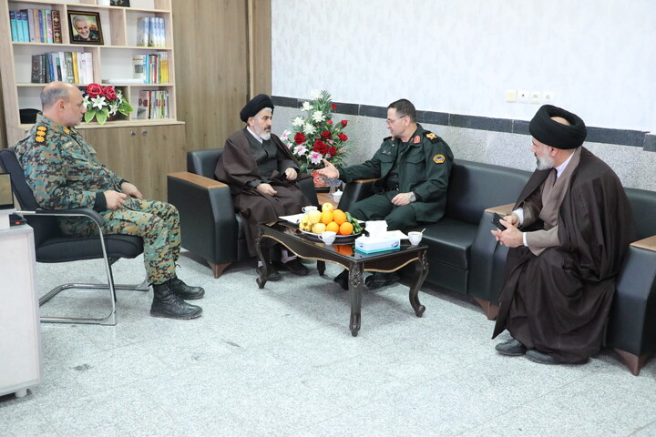 تصاویر/تقدیر نماینده ولی فقیه در آذربایجان غربی از یگان ویژه انتظامی