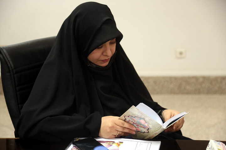 تصاویر/ نشست خبری مدیر موسسه و بنیاد بین المللی صحیفه سجادیه