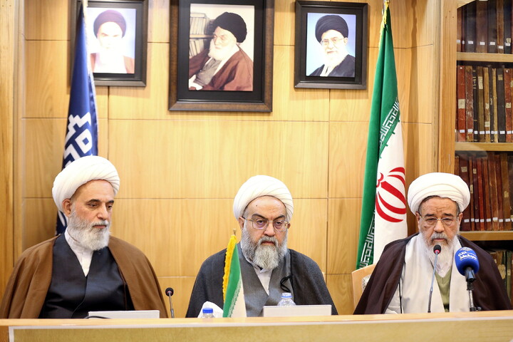 تصاویر/  آیین نکوداشت اندیشه های کلامی آیت الله العظمی صافی گلپایگانی (ره)