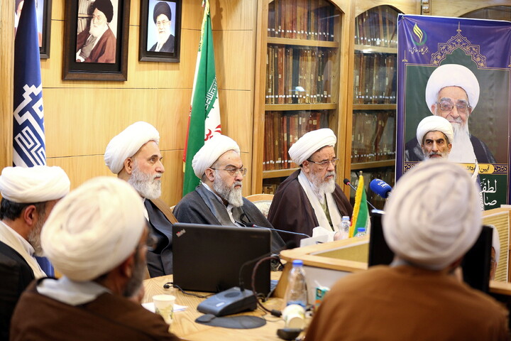 تصاویر/  آیین نکوداشت اندیشه های کلامی آیت الله العظمی صافی گلپایگانی (ره)