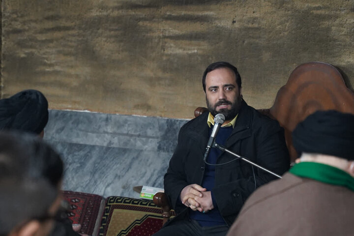 تصاویر/اجتماع طلاب حوزوی در مسجد سوخته در اراک