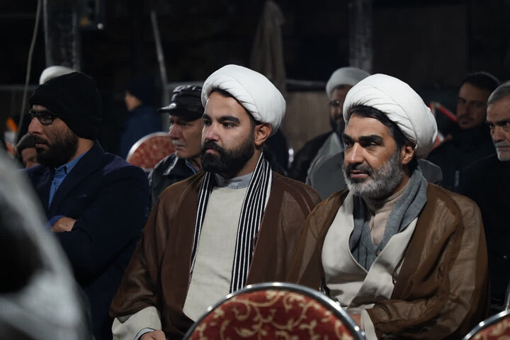 تصاویر/اجتماع طلاب حوزوی در مسجد سوخته در اراک