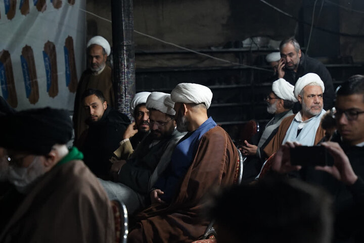 تصاویر/اجتماع طلاب حوزوی در مسجد سوخته در اراک