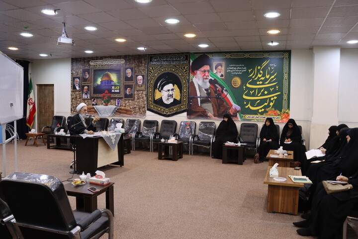 کارگاه تخصصی وجوهات و احکام شرعی ویژه بانوان اهواز