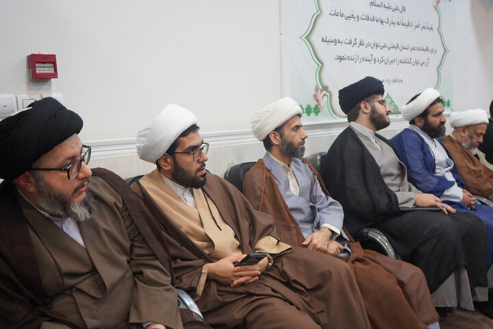 کارگاه تخصصی وجوهات و احکام شرعی ویژه ائمه جماعات اهواز