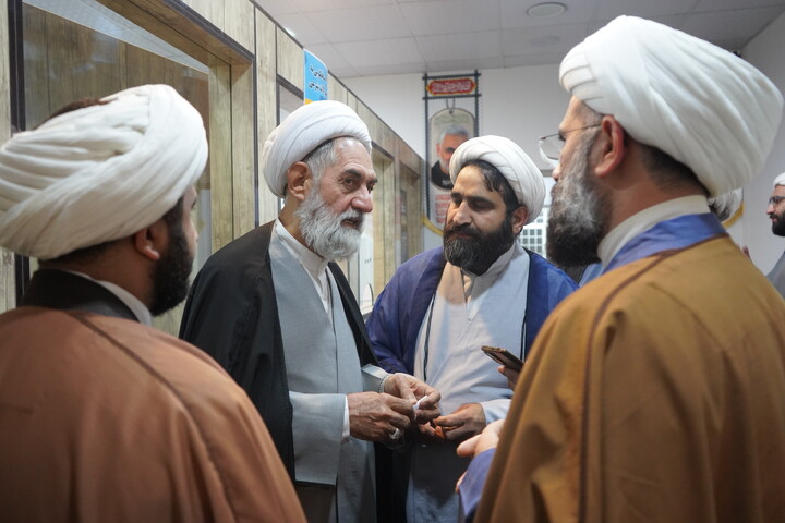 کارگاه تخصصی وجوهات و احکام شرعی ویژه ائمه جماعات اهواز