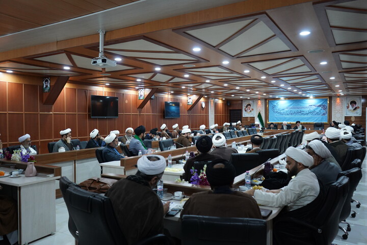 اختتامیه دوره تخصصی احکام و وجوهات شرعی کشور به میزبانی دفتر نماینده ولی فقیه در خوزستان